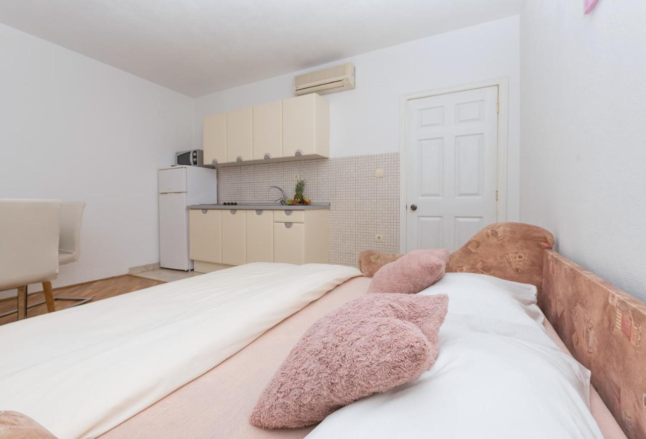Skiljini Dvori - Apartman Makarska Exteriör bild