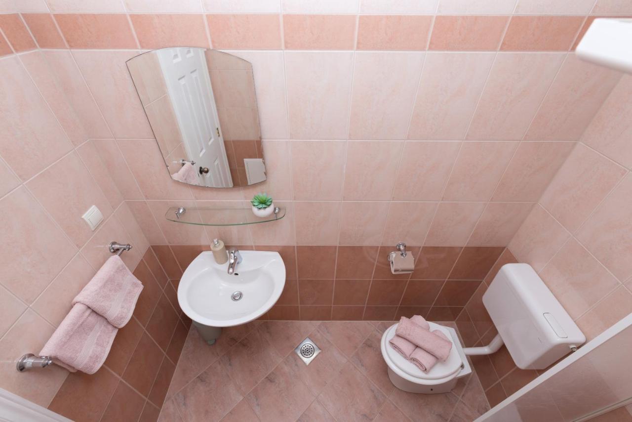 Skiljini Dvori - Apartman Makarska Exteriör bild